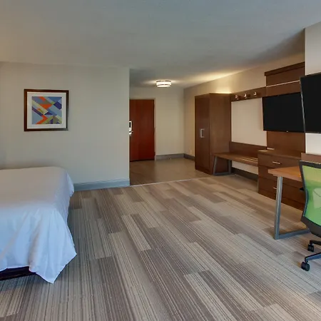 Holiday Inn Express & Suites Atlanta Perimeter Mall Hotel By Ihg Sandy Springs Exterior foto